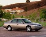 Toyota Camry 2001 года